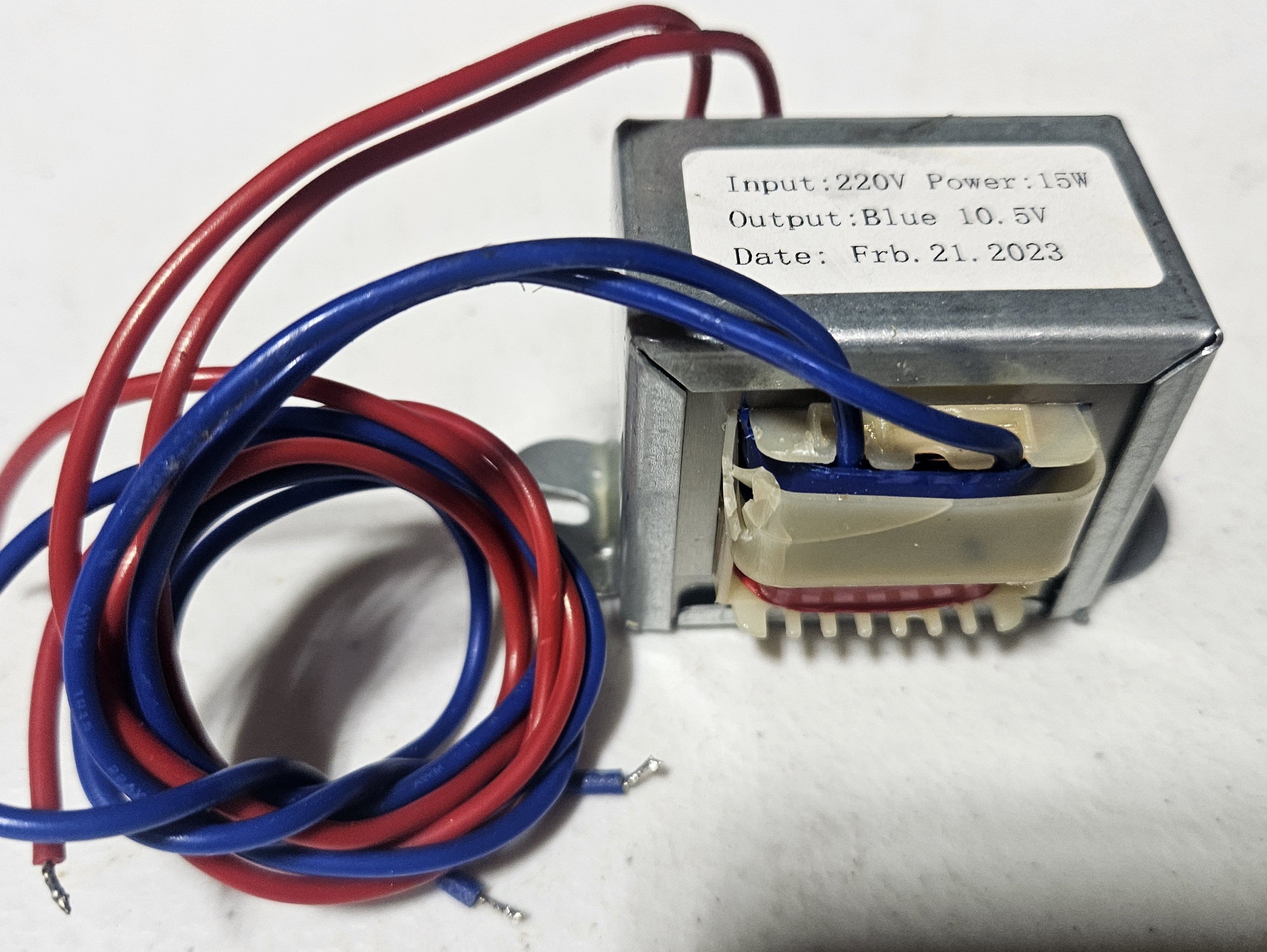 Multi voltage transformer 220v to 10.5V  (DQ3201)